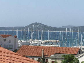 APARTMANI TARLE - VODICE
